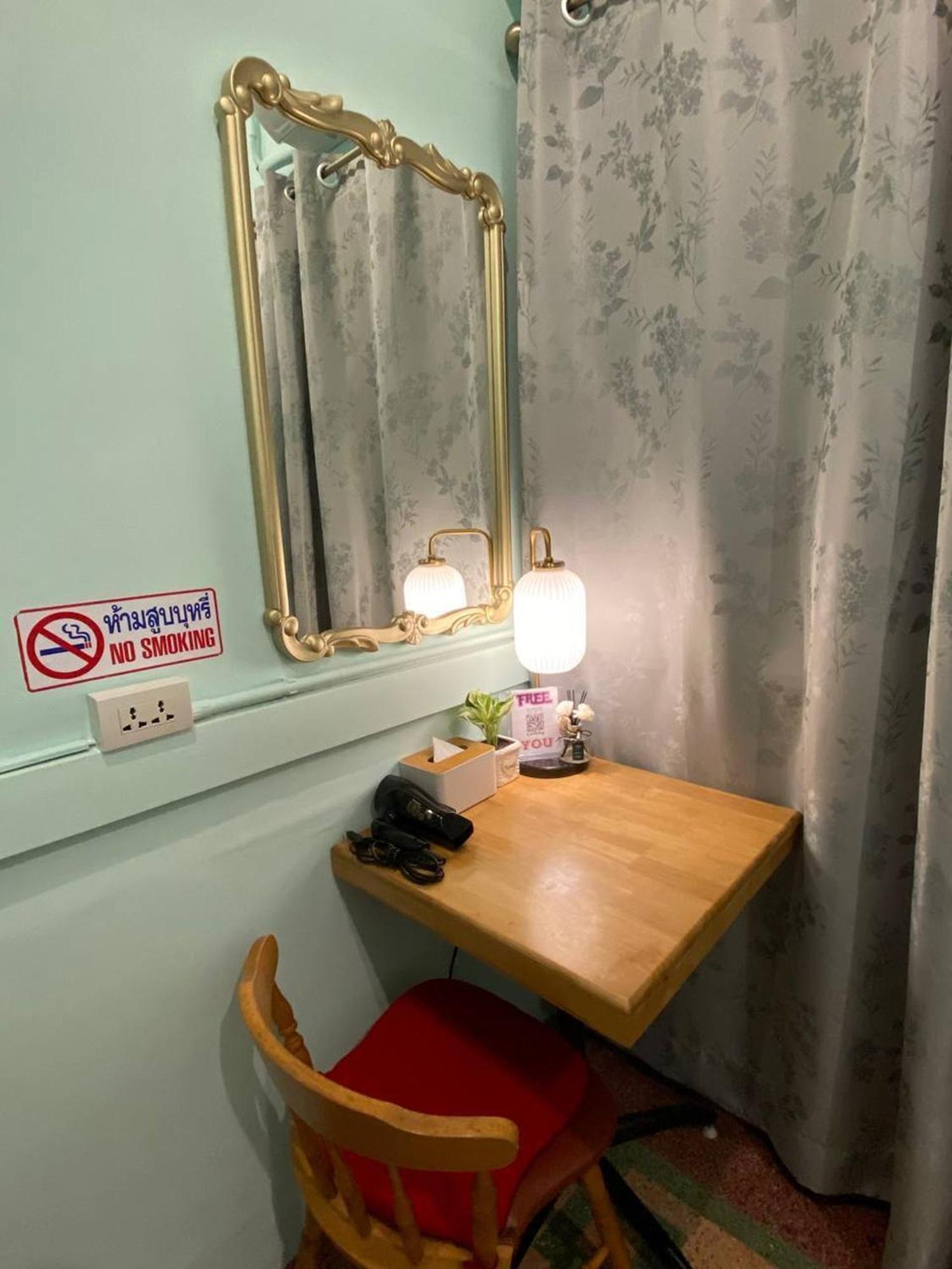 Hostel Lemon Siam Petchaburi Road Banguecoque Exterior foto